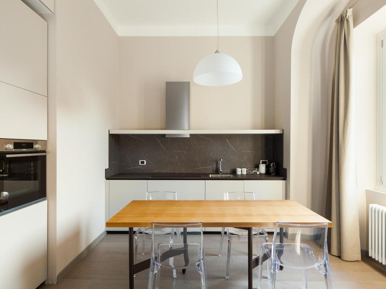 Easyhomes-Duomo Suites & Apartments 米兰 外观 照片
