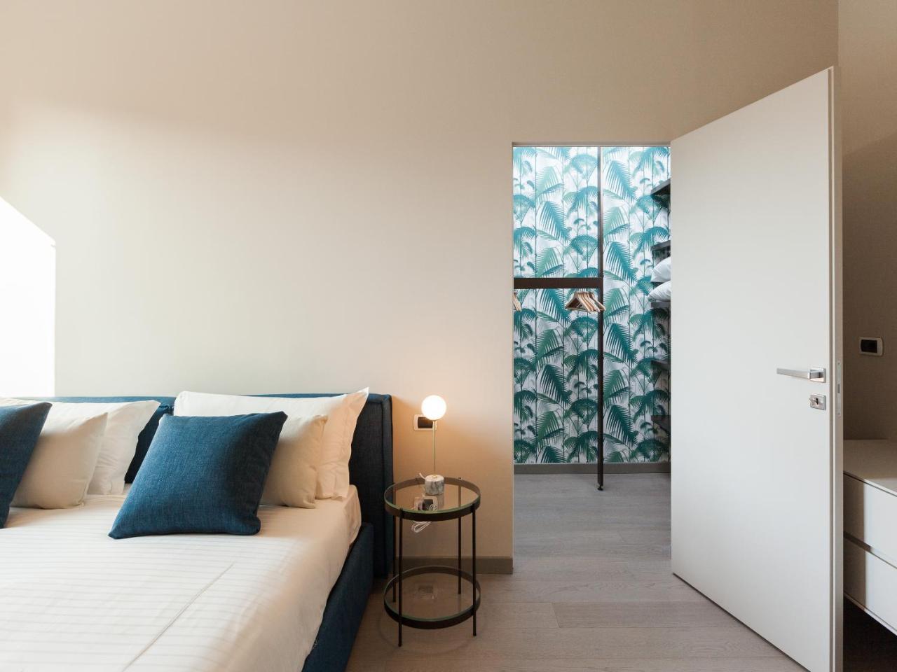 Easyhomes-Duomo Suites & Apartments 米兰 外观 照片
