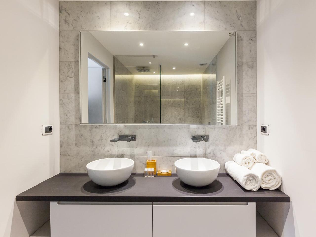 Easyhomes-Duomo Suites & Apartments 米兰 外观 照片