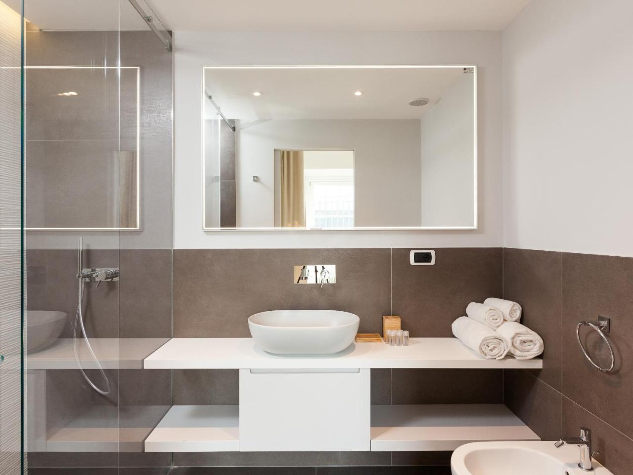 Easyhomes-Duomo Suites & Apartments 米兰 外观 照片
